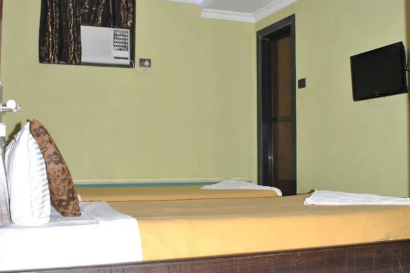 Hotel Cosmo - Karol Bagh Delhi